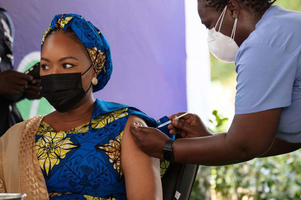 Samira Bawumia takes her COVID-19 vaccine jab